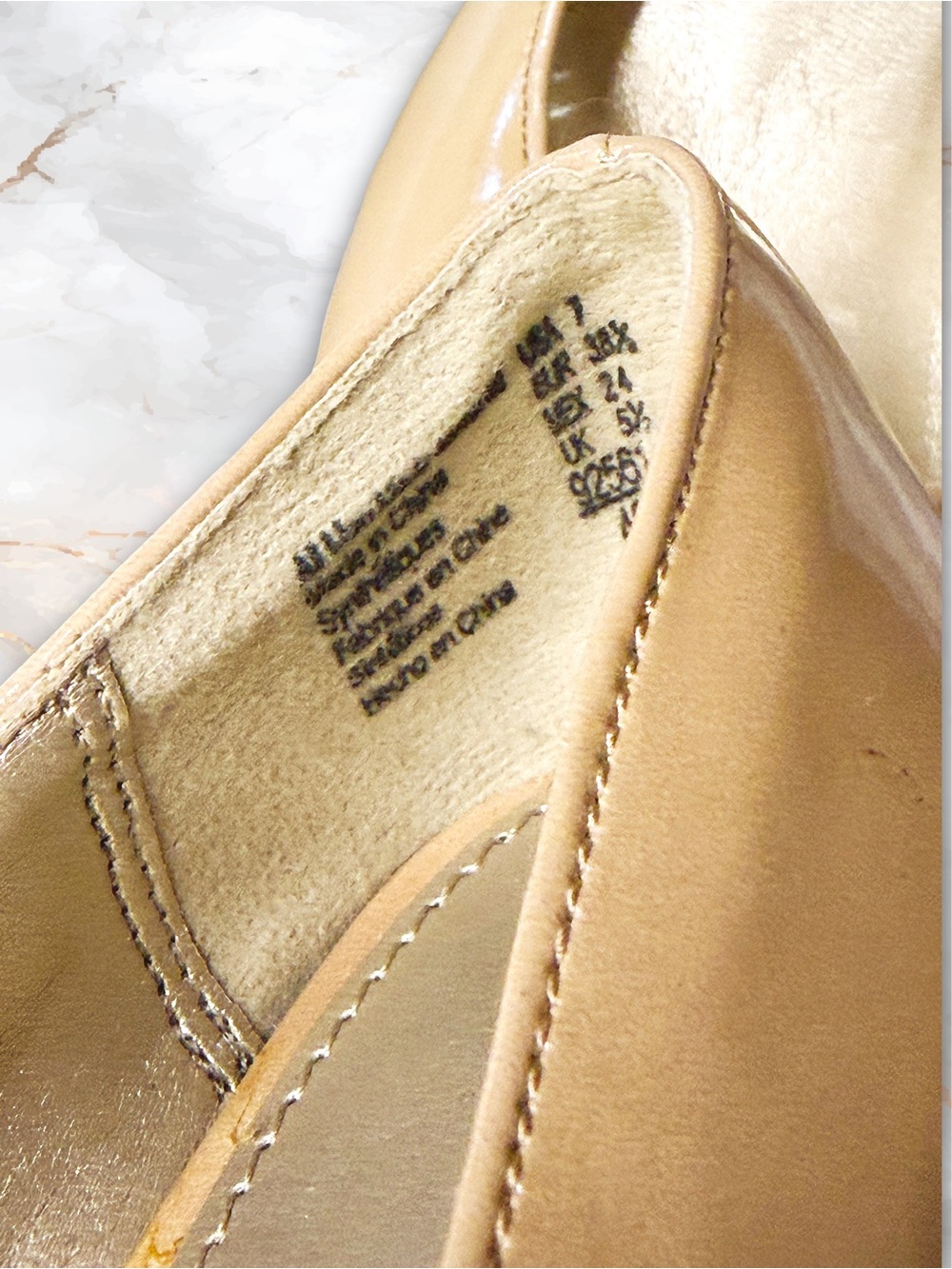 Dexter Neutral Beige Patent Stacked Wedge Pumps Classic Comfort Heel Sz 7 - Picture 11 of 11